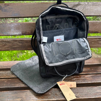 Чорний міський рюкзак Kanken Classic Dark зі шкіряними ручками, канкен-класик. 16 L-7
