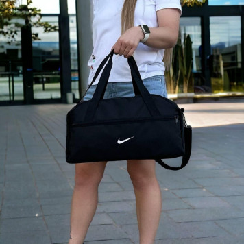 Невелика спортивна чорна сумка Nike. Сумка для тренувань, фітнес-сумка-3